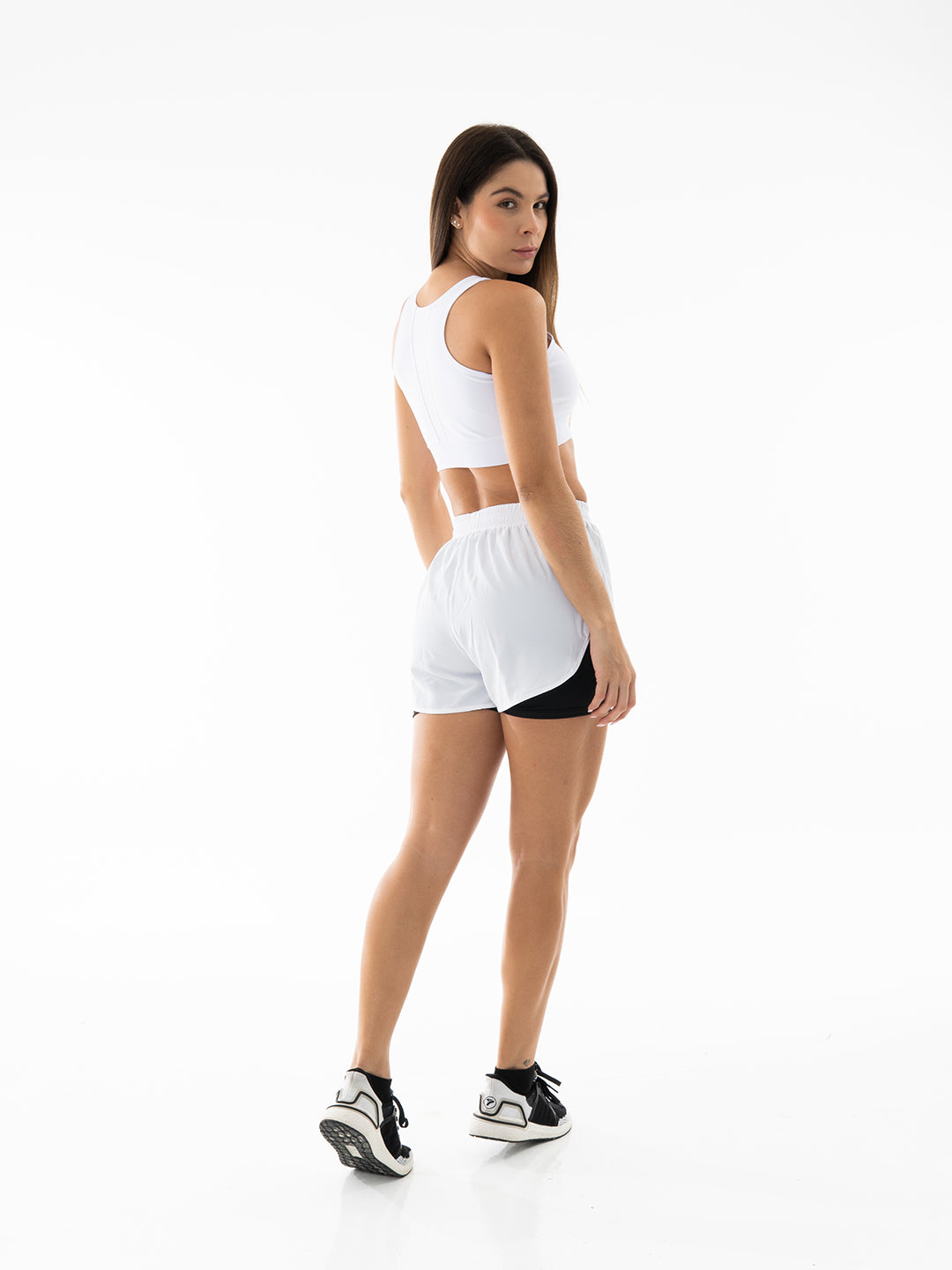 SHORT RUNNING -BLANCO - NEGRO