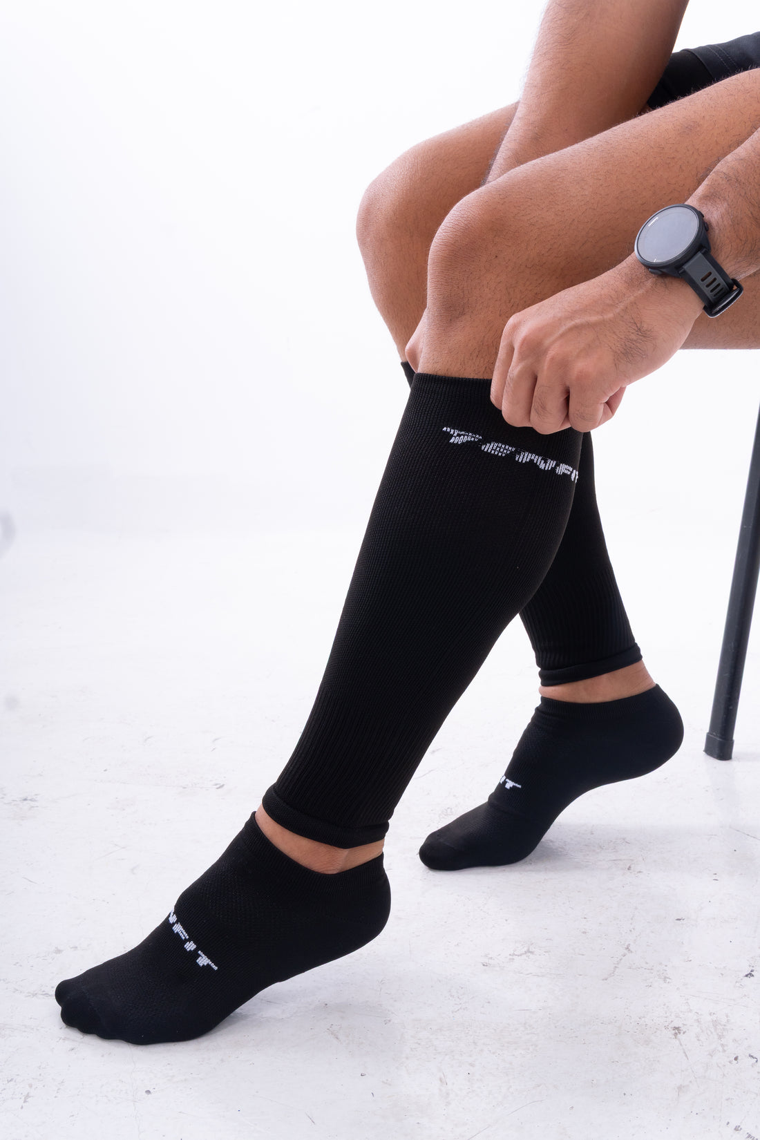 PANTORRILLERA COMPRESION RUNNING - NEGRO -
