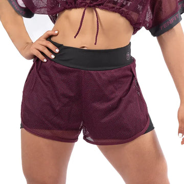 SHORT DEPORTIVO DOBLE CAPA MESH TRAP MUJER - VINOTINTO